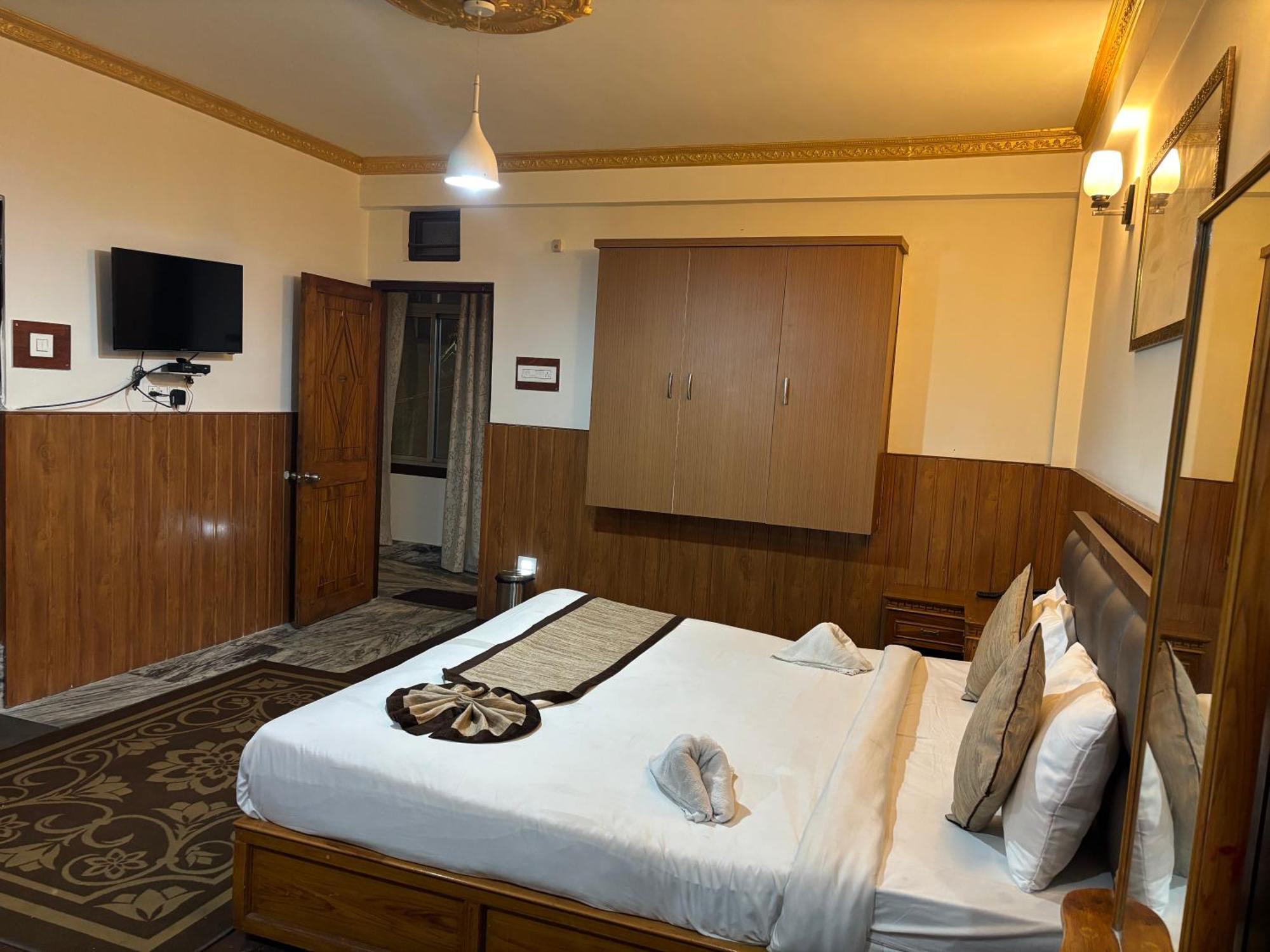 Hotel Kasturi Palace & Restaurant Darjeeling Darjeeling  Buitenkant foto
