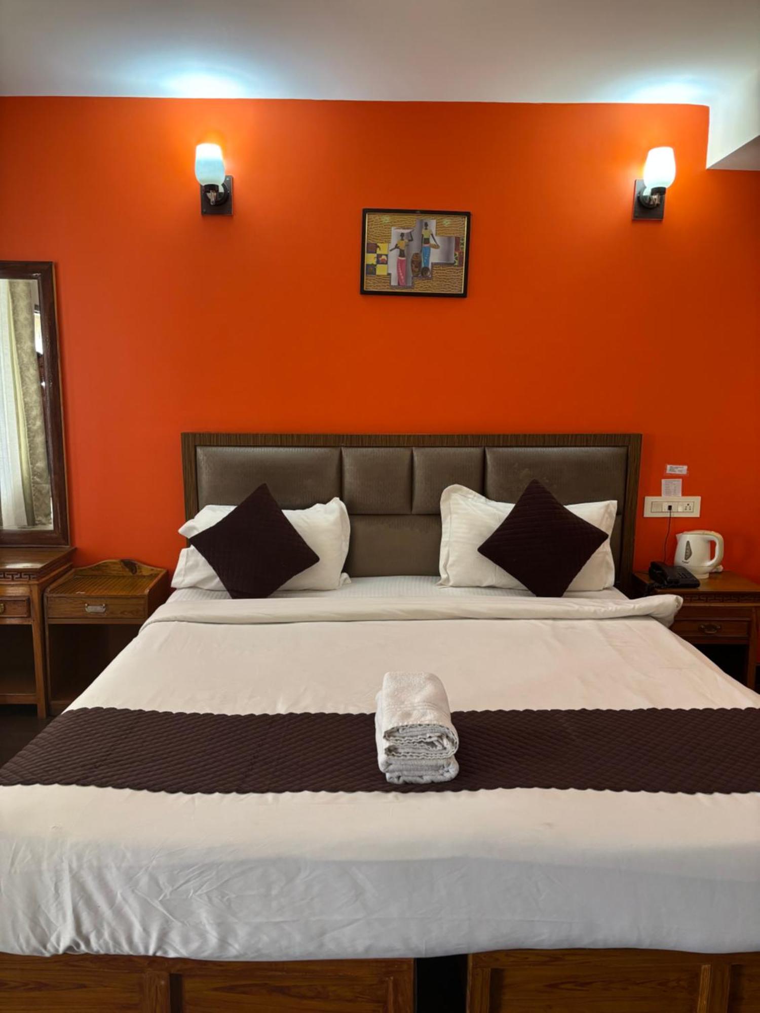 Hotel Kasturi Palace & Restaurant Darjeeling Darjeeling  Buitenkant foto