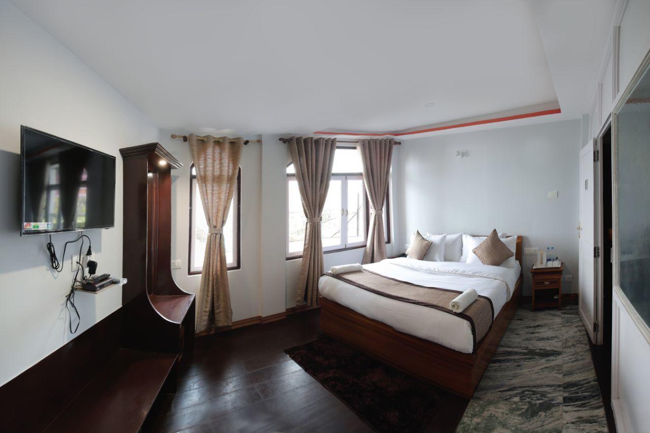 Hotel Kasturi Palace & Restaurant Darjeeling Darjeeling  Buitenkant foto