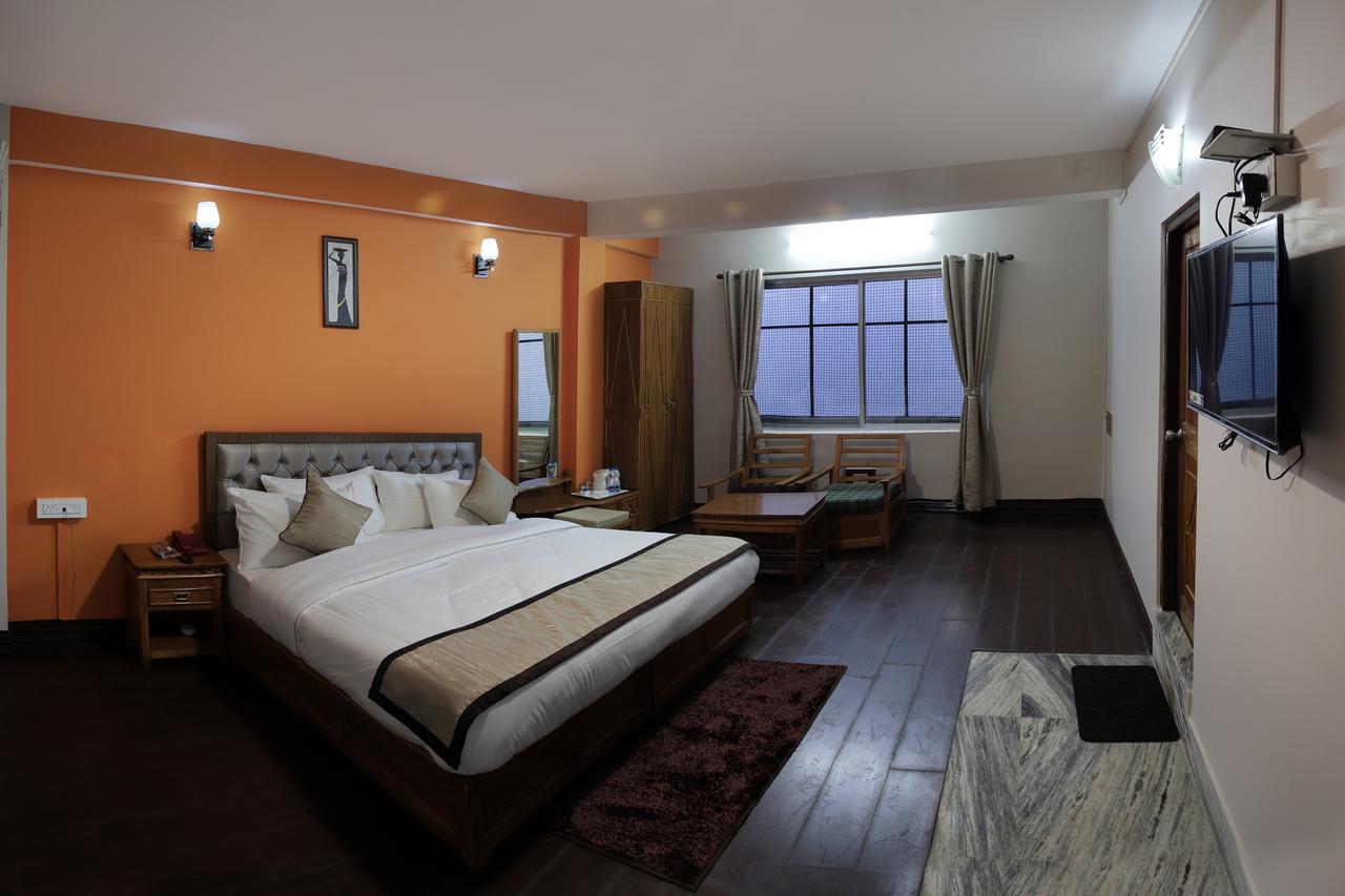 Hotel Kasturi Palace & Restaurant Darjeeling Darjeeling  Buitenkant foto